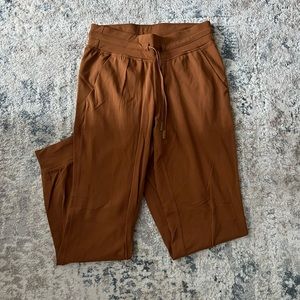 LULULEMON Ready to rulu jogger